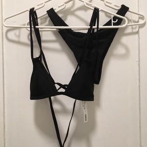 BLACK STRAPPY BIKINI SET